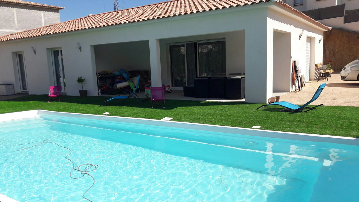 Piscine Chauffée Au Sel À 25 Minutes D'Ajaccio, Cauro