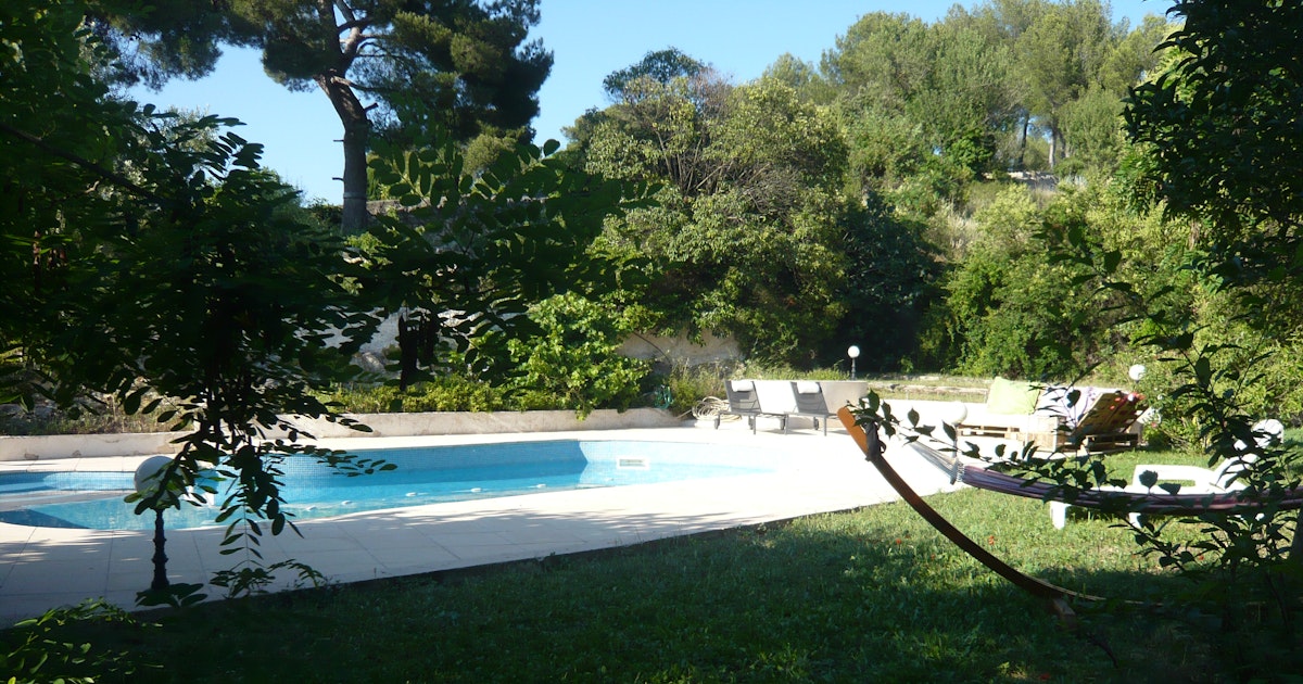 Piscine Privée au Calme entre Aix-en-Provence et Marseille