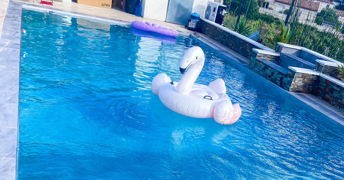 Piscine Chauffée Privée à Mèze 10x5m, Proche Sète