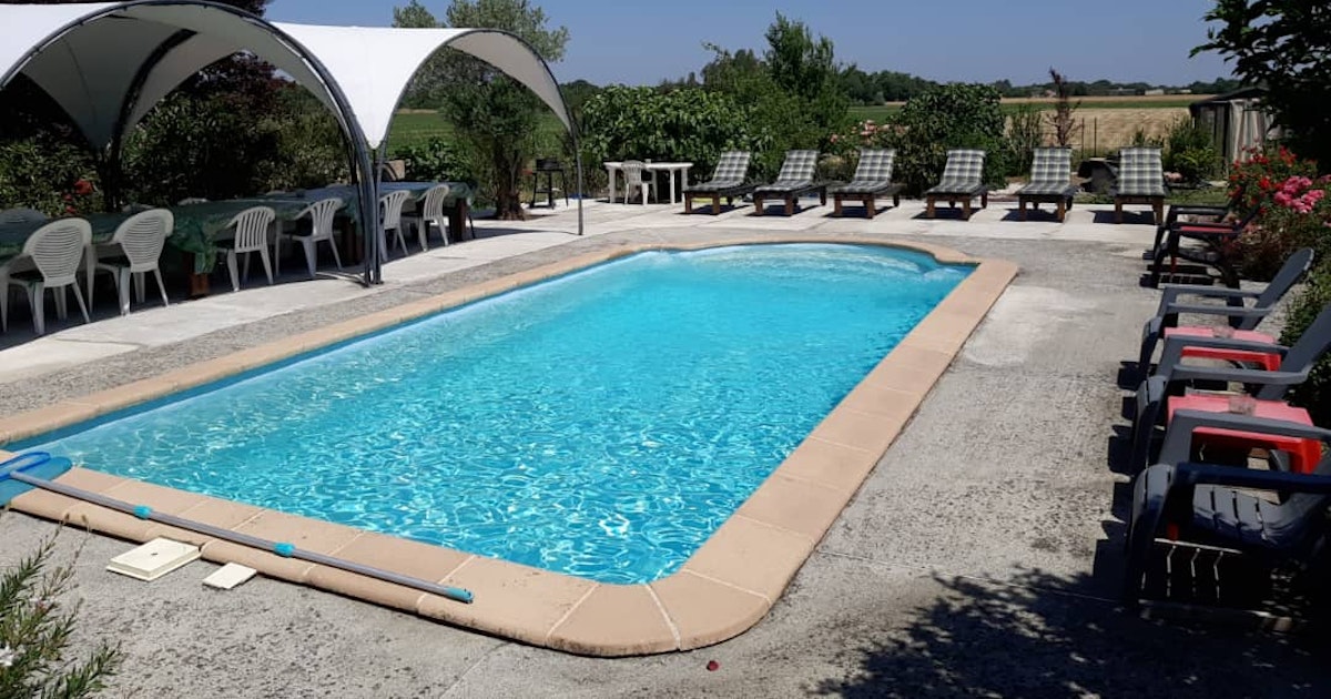 Belle Piscine à Fonsorbes Calme à la Campagne 15 min Tournefeuille