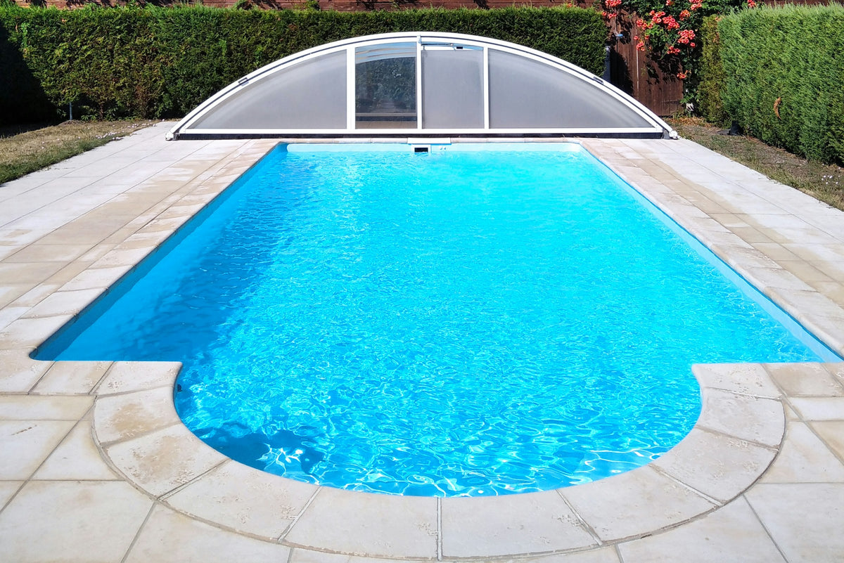 Swimmy Piscine Couverte Privée à Feurs 8x4m avec Équipements