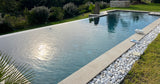 Piscine à Débordement Chauffée avec Vue et Brazero 1