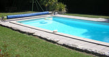 Grande Piscine à l'Ombre d'un Pin Parasol 2