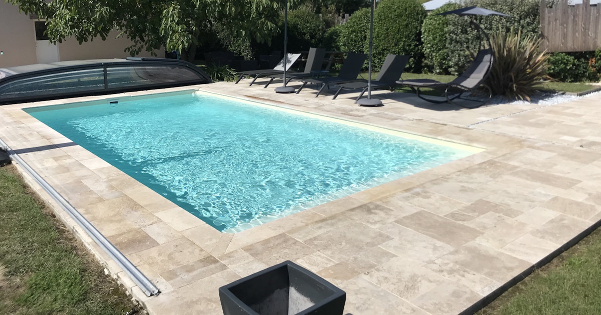 Piscine Familiale des Bords de Loire 8x4m Chauffée