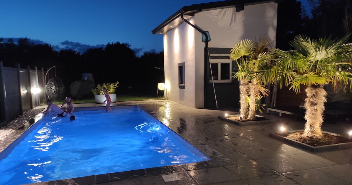 Swimmy Piscine Chauffée Privée à Saint-Apollinaire Sans Vis-à-Vis