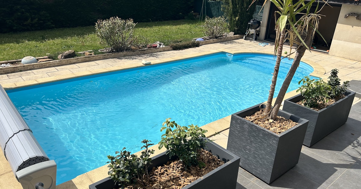 Swimmy Piscine 4x8m avec Escalier Romain sans Vis-à-vis