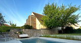 Belle Piscine Chauffée et Sécurisée pour Famille à Noiseau 2