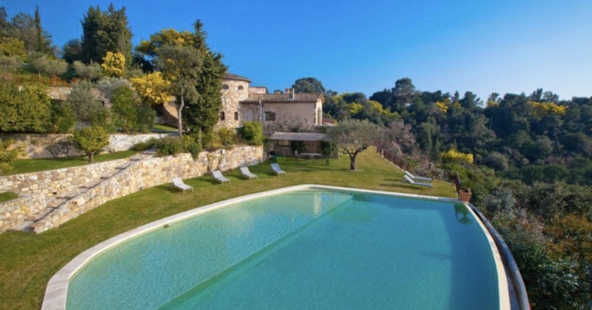 Piscine Privée Chauffée Cannes Vue Panoramique 270° sur Baie