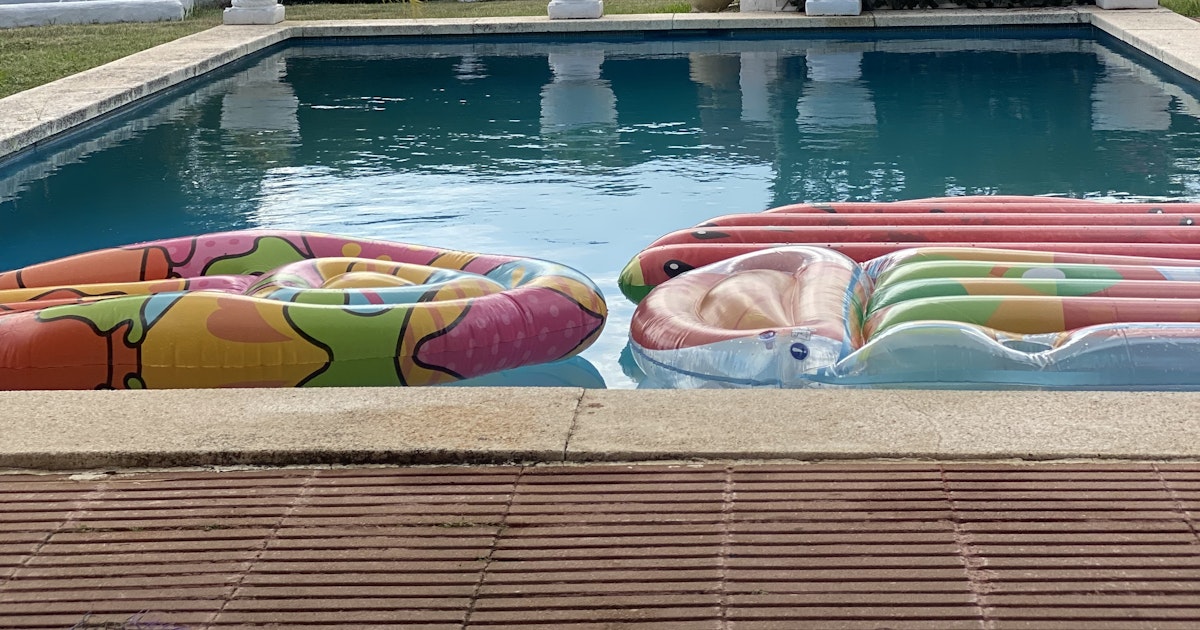 Piscine Privée avec Grand Jardin et Barbecue à Sant Julià