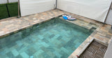 Belle Piscine Carrelée Avec Pierre De Bali Et Chauffée 3