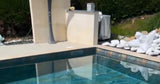 Belle Piscine dans un Écrin de Verdure à L'Étrat 2