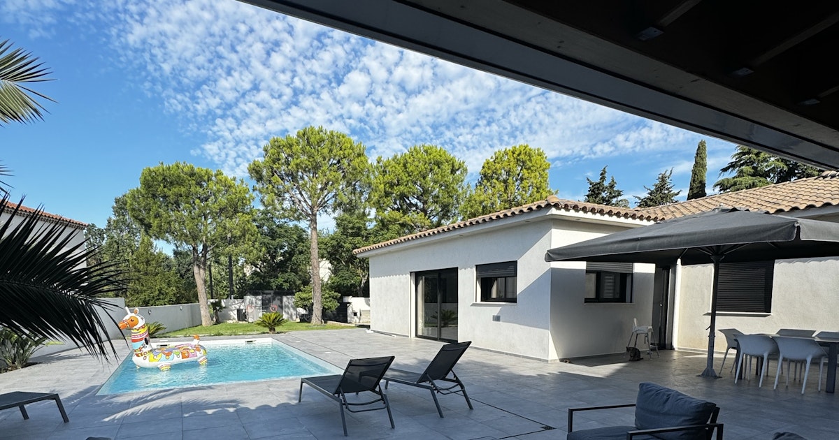Piscine Chauffée Privée à la Valentine Marseille 50 Baigneurs