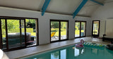 Belle Piscine Intérieure Chauffée à Faverolles avec Jardin 1