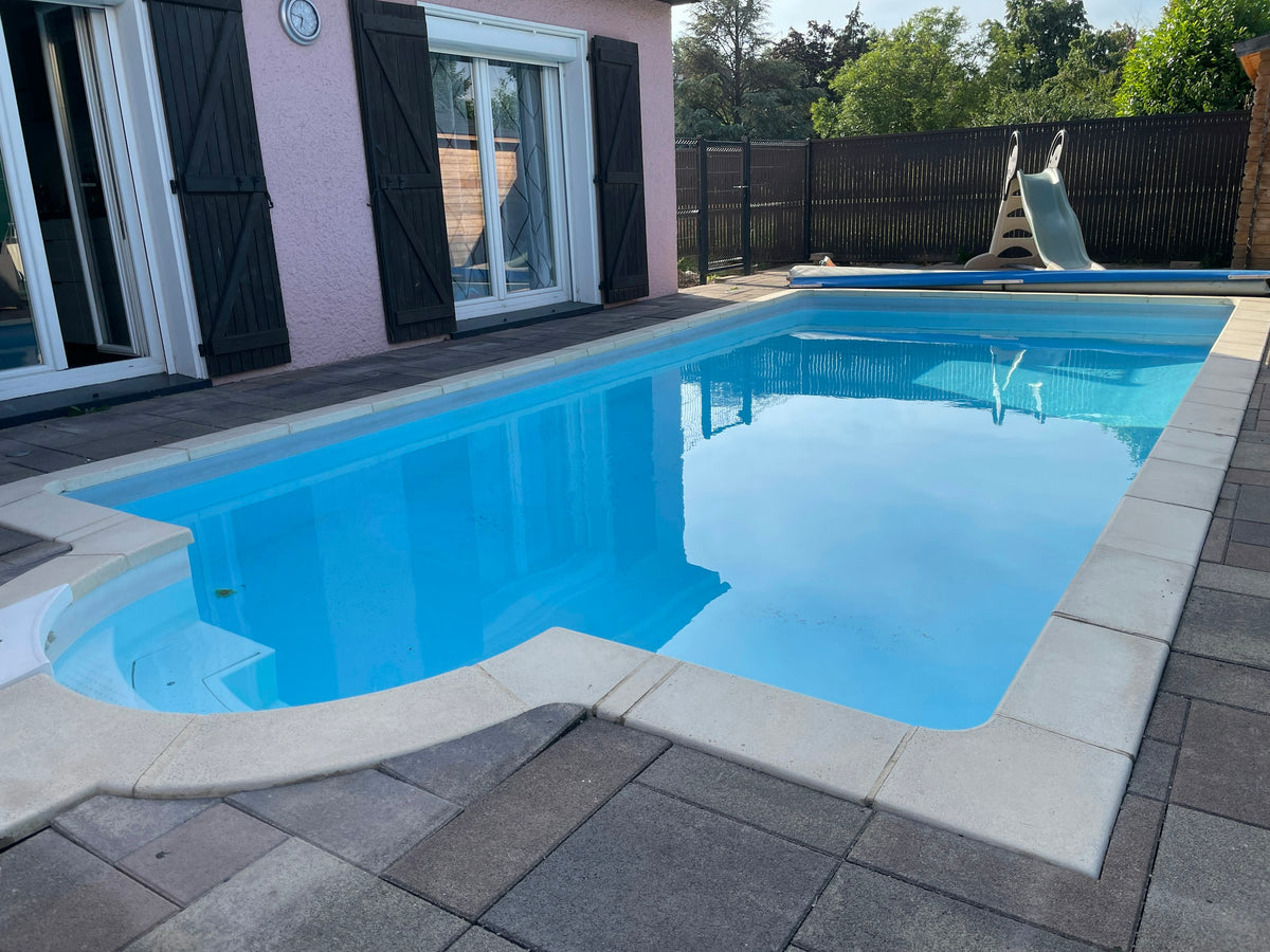 Belle Piscine Privée à Pfastatt Sans Vis-à-Vis