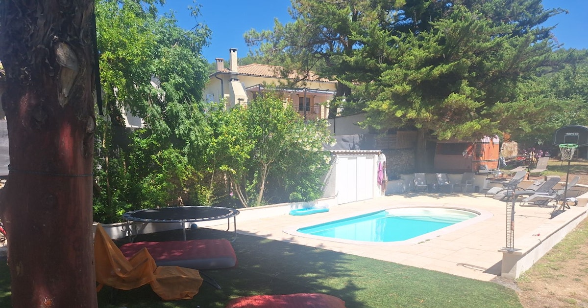 Piscine Privée dans Village Calme à Grabels