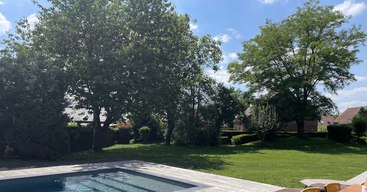 Belle Piscine Chauffée à la Campagne à Préseau 8x4m