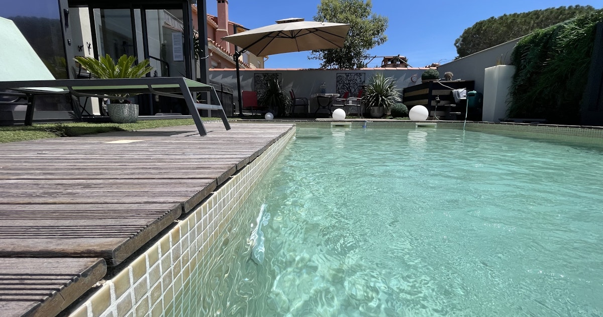 Relaxation Aquatique SPA5 Piscine Privée avec Fontaine et Jacuzzi