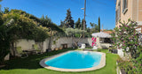 Belle Piscine Privée à Marseille avec Jardin et Barbecue 10