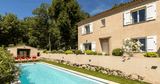 Piscine Chauffée dans un Jardin Verdoyant à Saint-Jeannet 1
