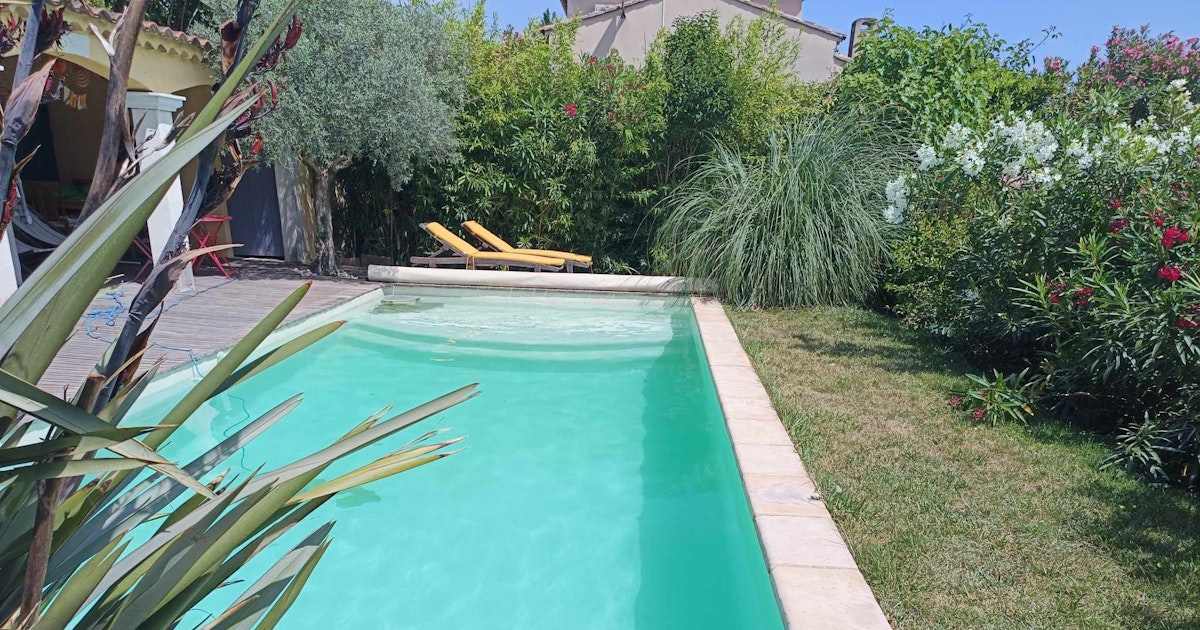 Piscine Privée au Calme dans les Alpilles à Mouriès
