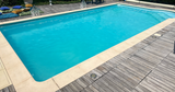 Piscine Privée à Saint-Étienne en Pleine Nature avec Vue Panoramique 2