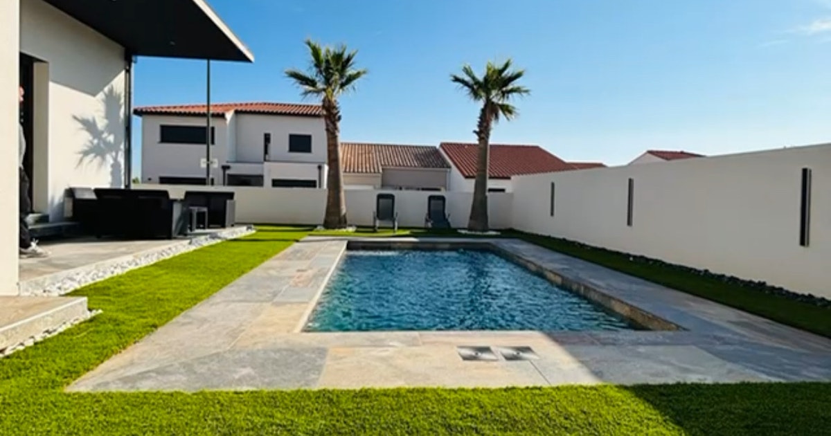 Belle Piscine Privée Bali 18m2 à Thuir