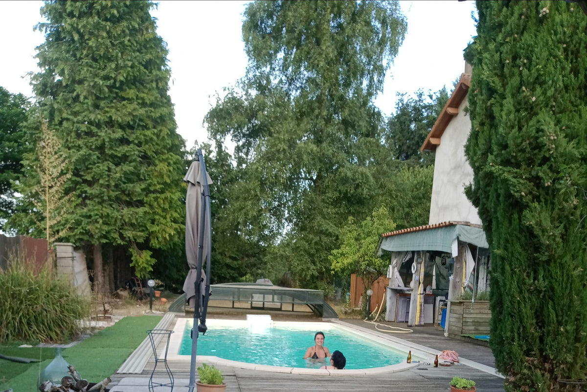 Swimmy Location Piscine Privée Orléat Chauffée 4x9m avec Terrasse