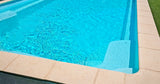 Piscine Privée 8x4m avec Terrasse et Jardin à Colombiers 2