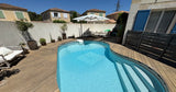 Piscine Privée à Marseille avec Canapé de Jardin et Terrasse 2