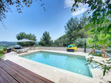 Piscine Prestige dans les hauteurs à Cuers avec Vue Panoramique 8