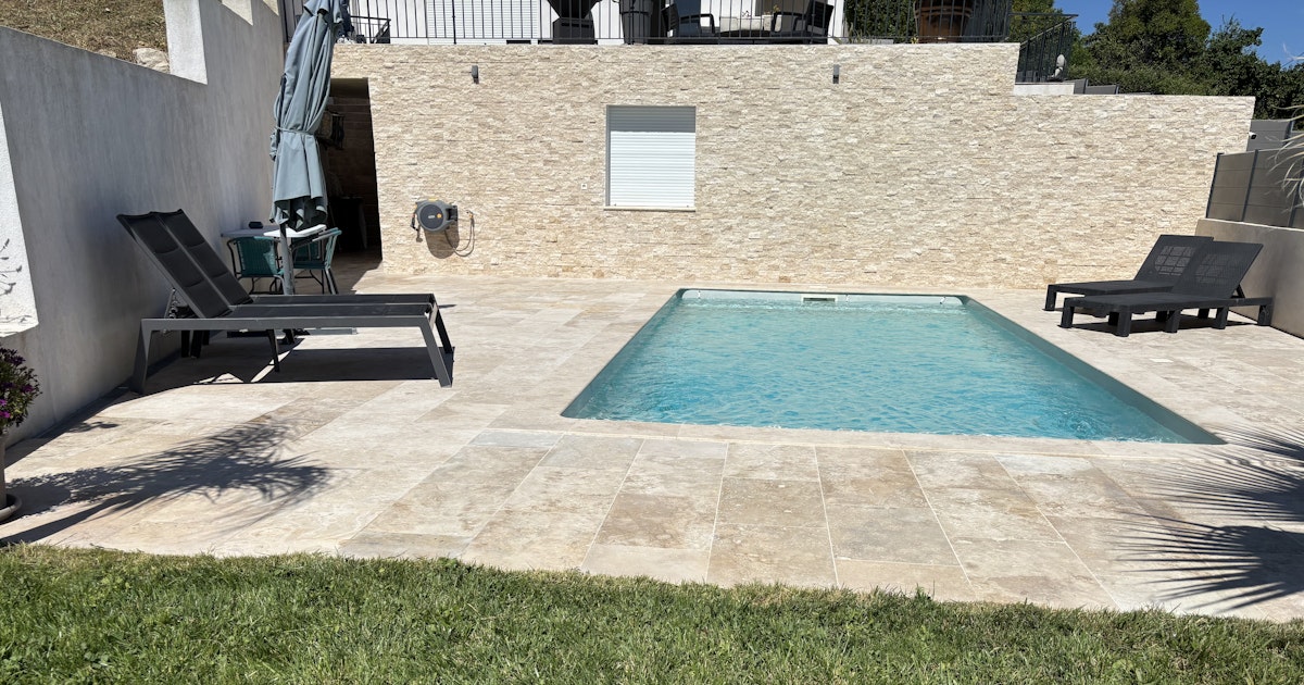 Piscine Chauffée Privée Marseille La Valentine