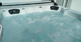 Swimmy Piscine Chauffée Privée avec Jacuzzi et Jardin Tourves 3