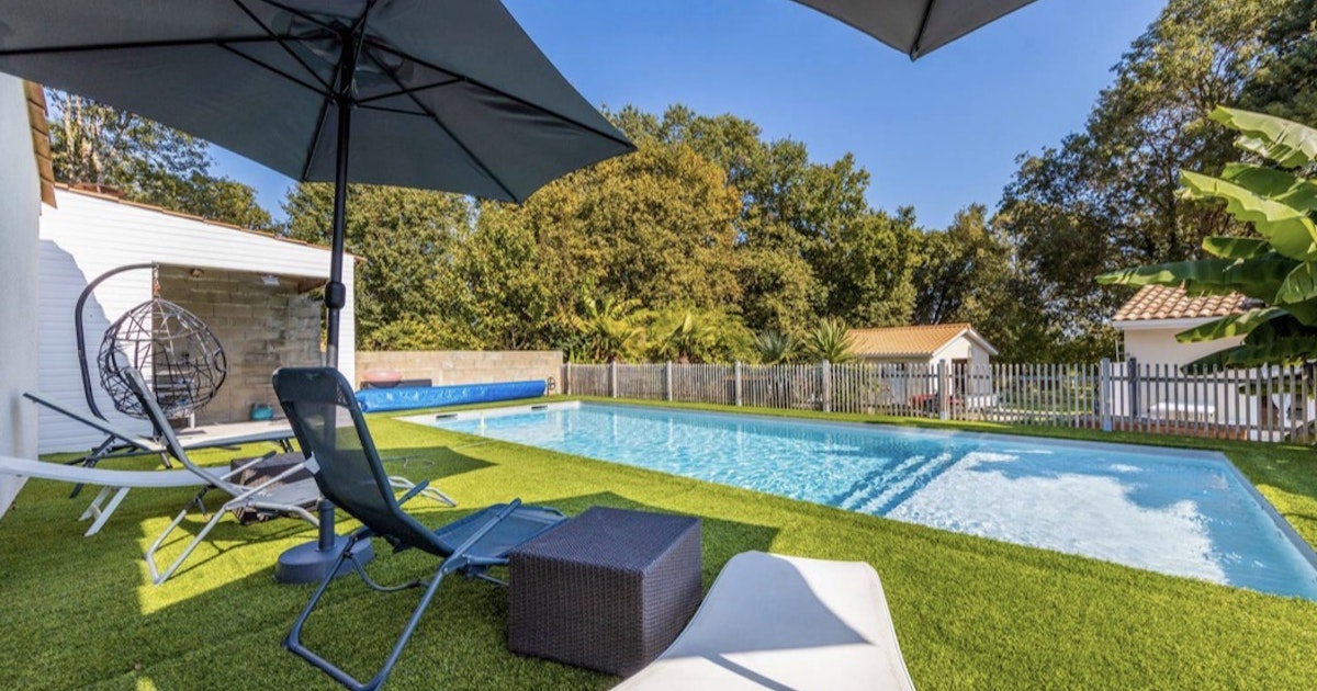 Piscine Privée à Ordonnac Détente et Soleil en Famille