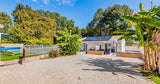 Piscine Privée à Ordonnac Détente et Soleil en Famille 4