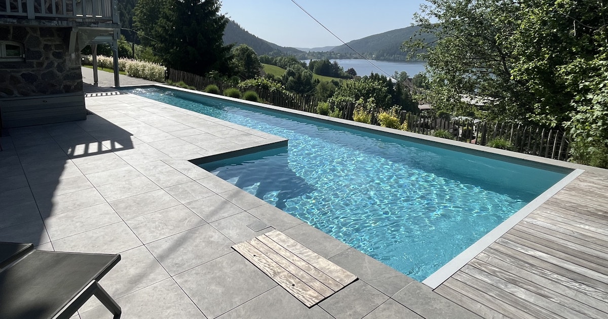 Piscine Chauffée 17m pour Nageurs à Gérardmer